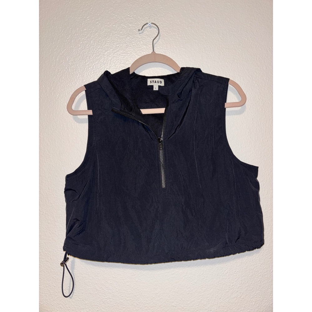 STAUD sleeveless quarter-zip crop vest with a hood L
